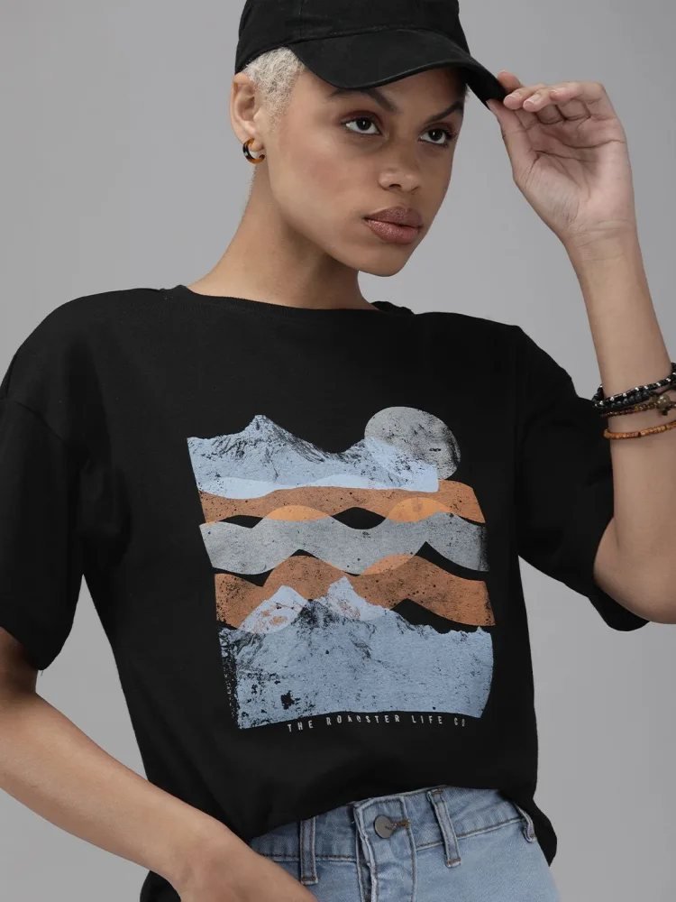 Camiseta Regular Fit Studio Line Negra — vista frontal