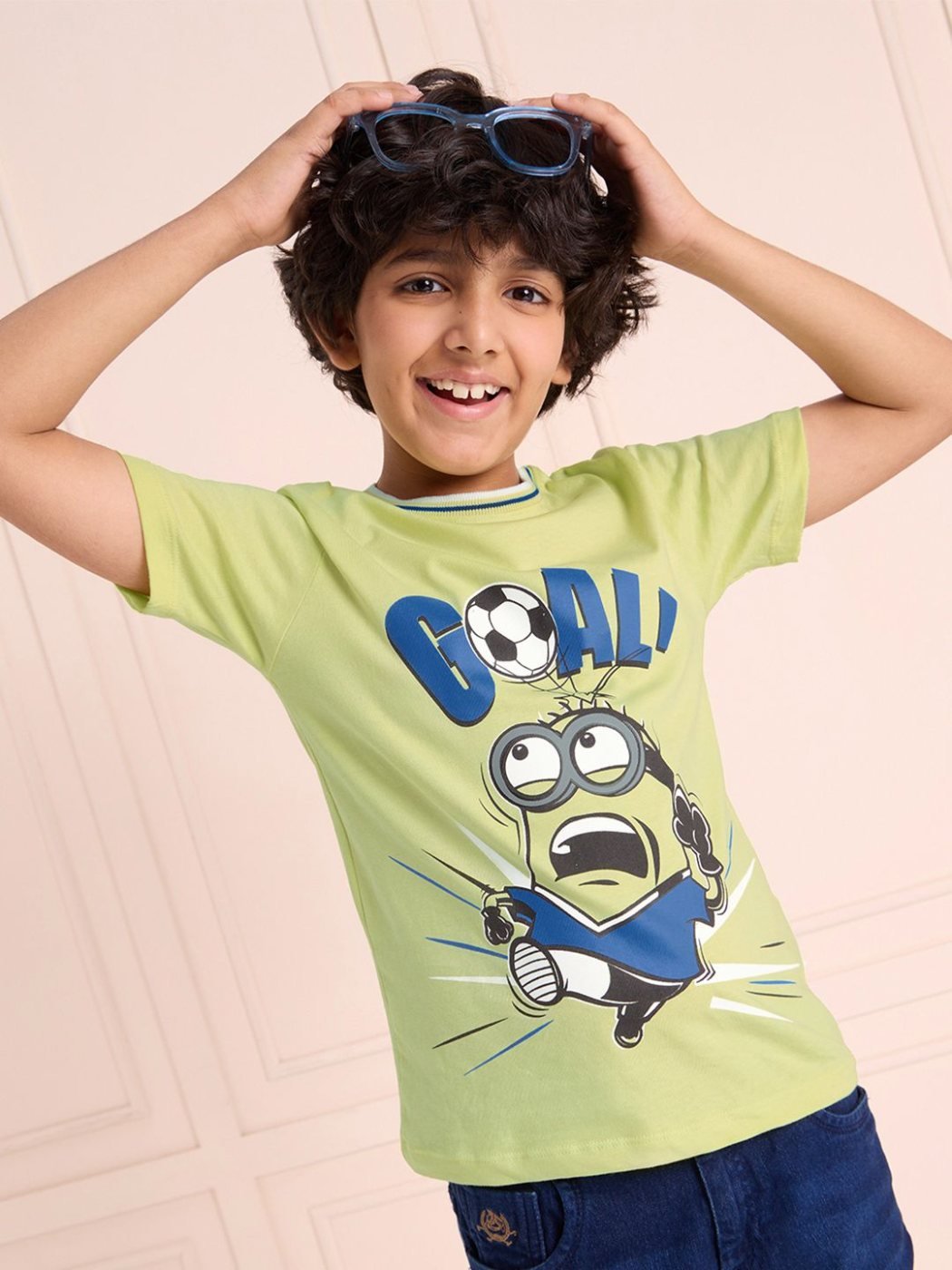 Camiseta Niño Minions Little Hero Amarillo — vista frontal