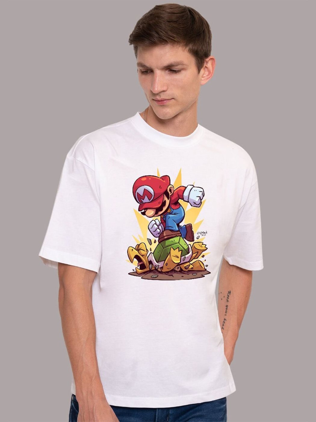 Camiseta Super Mario Oversize Fable Co Blanca — vista frontal