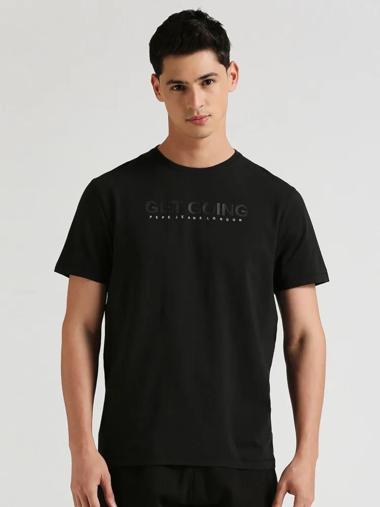 Camiseta Slim Fit Cuello Redondo Easy Living Negra — vista frontal