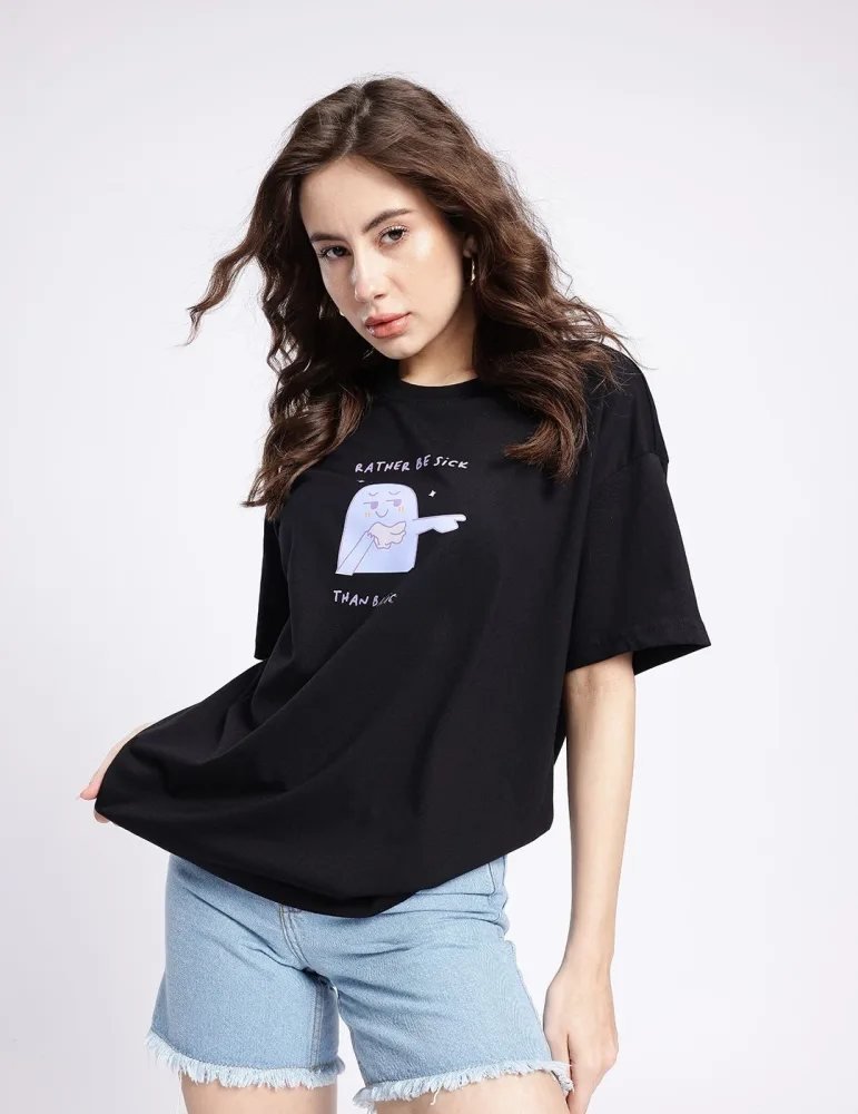 Camiseta Oversize Modern Line Negra — vista frontal