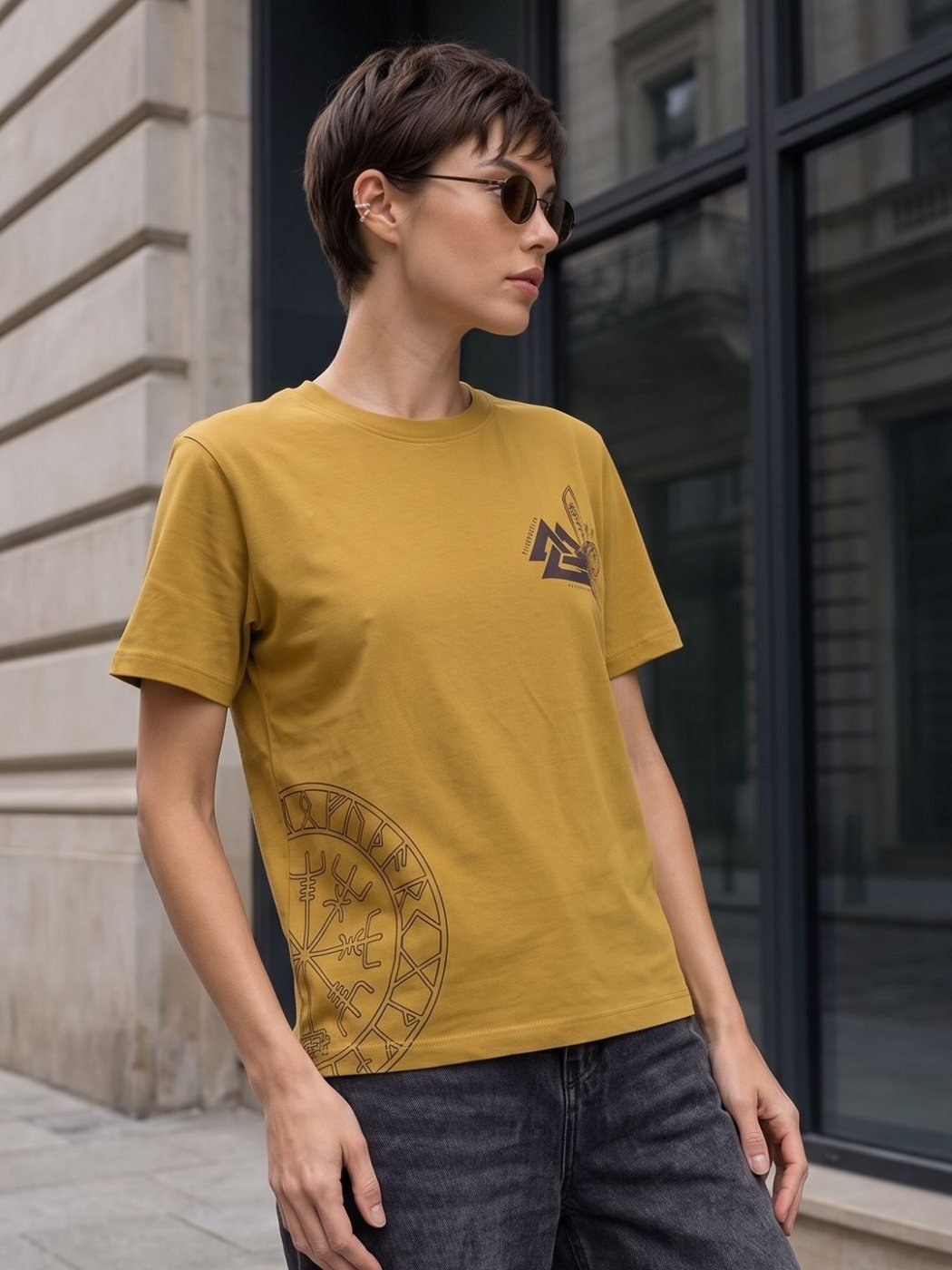 Camiseta Regular Fit Clean Cut Verde Militar — vista frontal