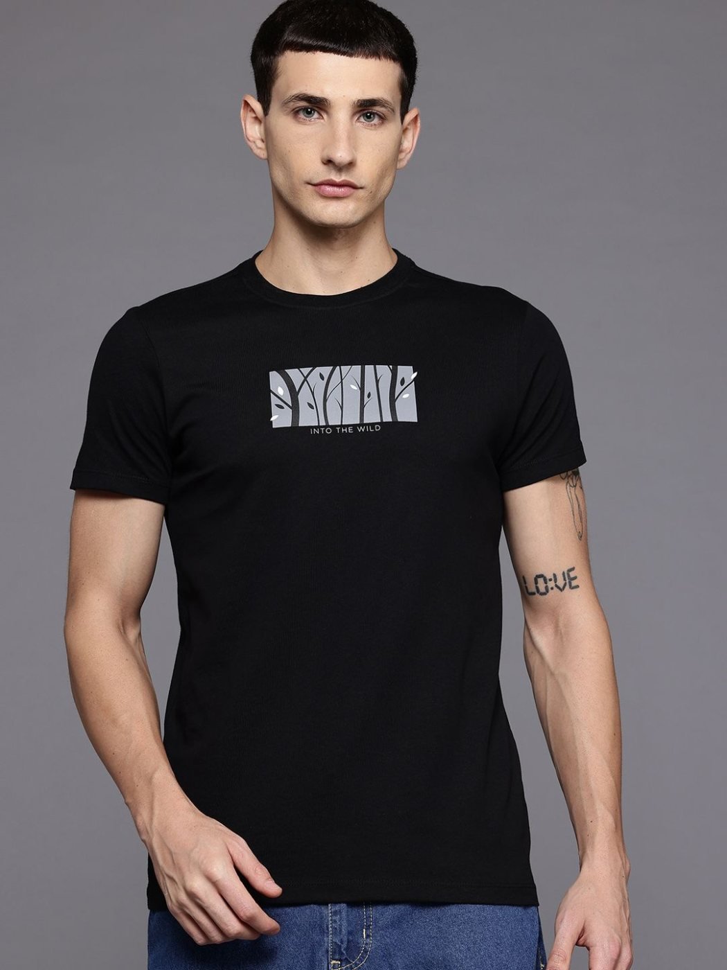 Camiseta Slim Fit Cuello Redondo Urban Craft Negra — vista frontal