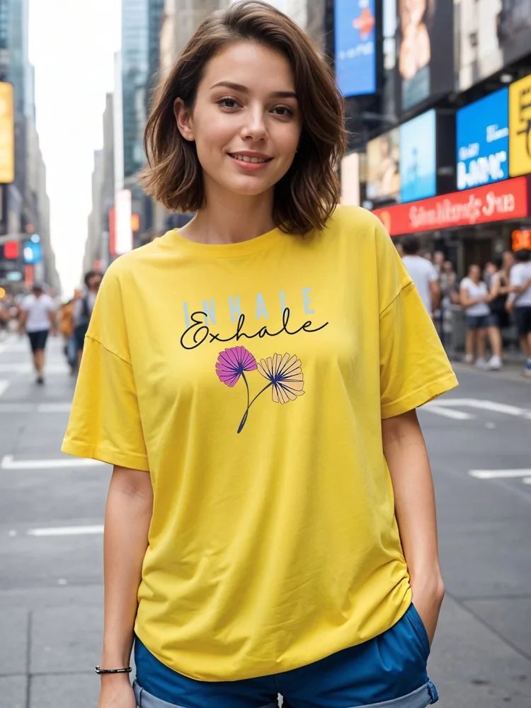 Camiseta Oversize Plain Line Amarilla — vista frontal