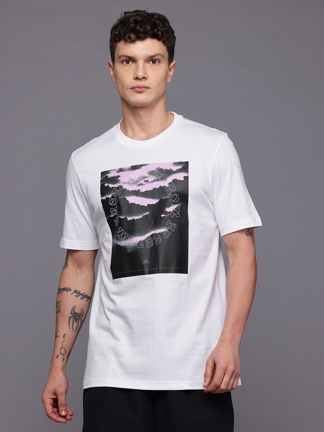 Camiseta Regular Fit Grove Co Blanca — vista frontal