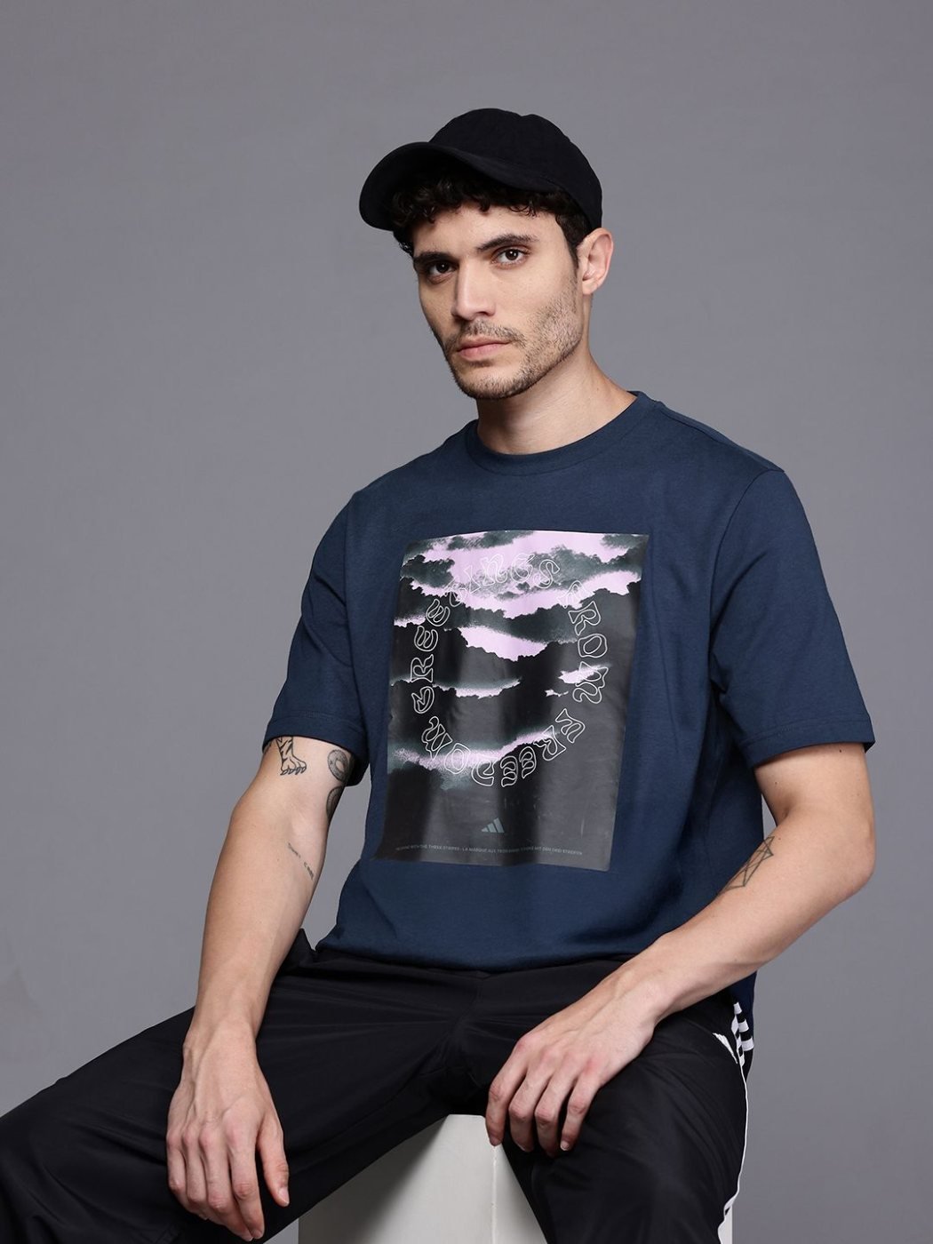 Camiseta Regular Fit Street Core Azul Navy — vista frontal