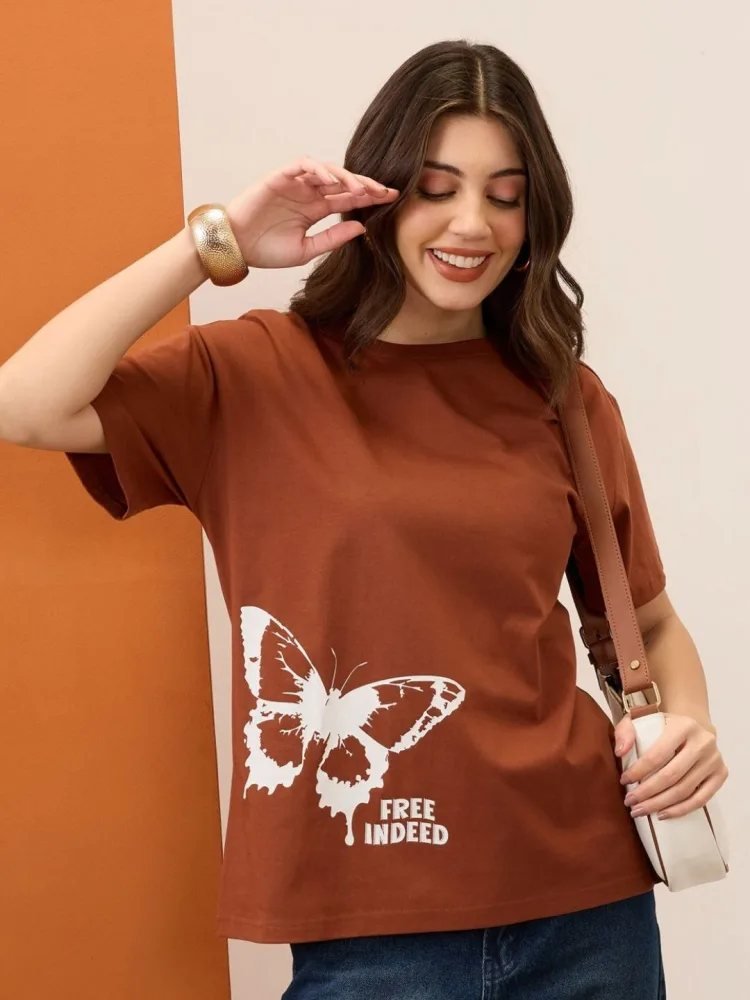 Camiseta Oversize Daily Club Naranja — vista frontal