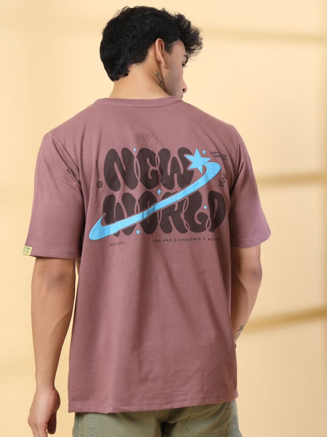 Camiseta Oversize Simple Form Lila — vista frontal