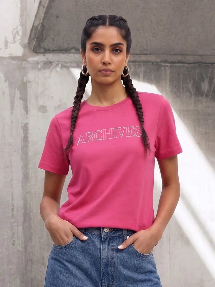 Camiseta Regular Fit Urban Flow Rosa Amaranto — vista frontal