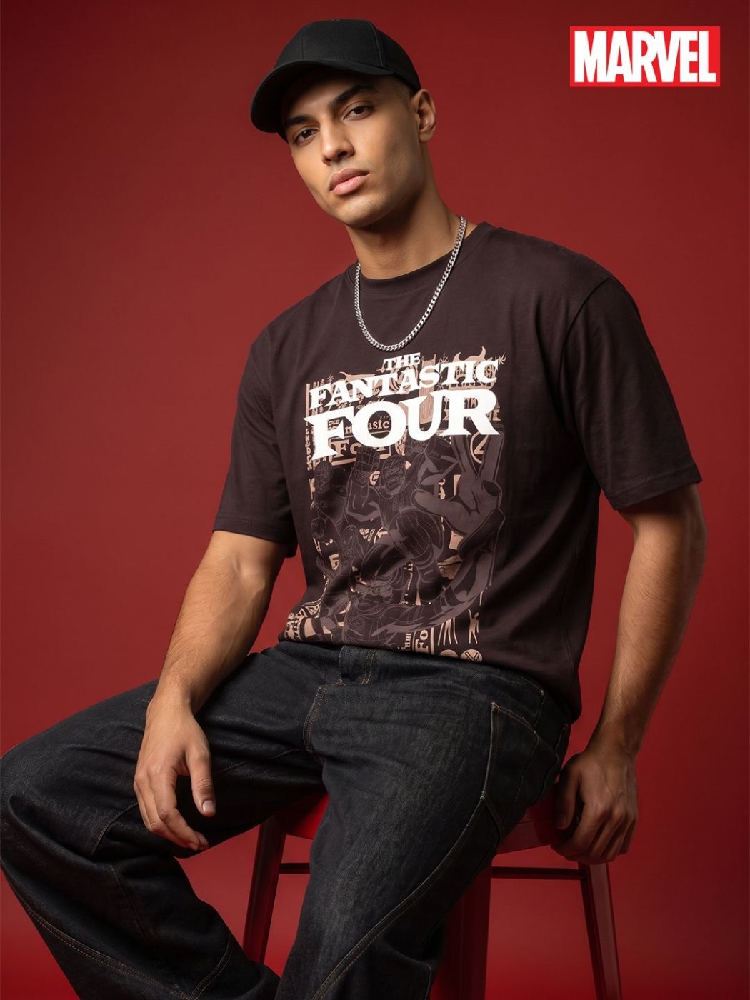 Camiseta Marvel Oversize Urban Basics Nude — vista frontal