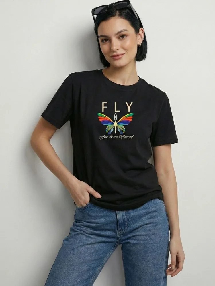 Camiseta Slim Fit Casual Club Negra — vista frontal
