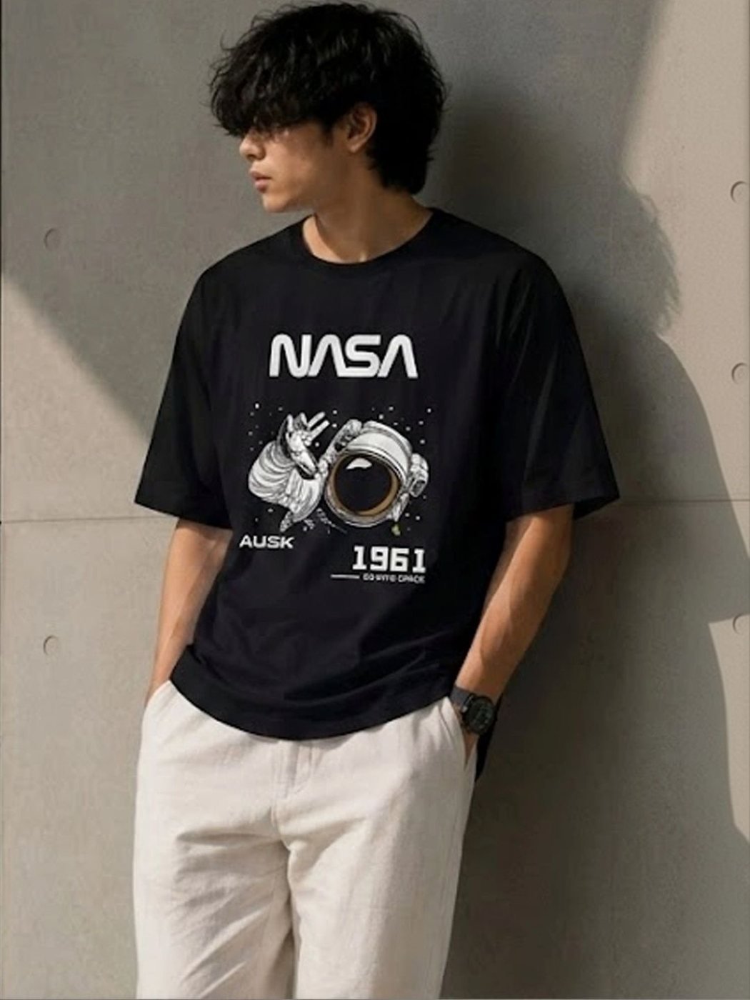 Camiseta Oversize Pearl Co Negra — vista frontal